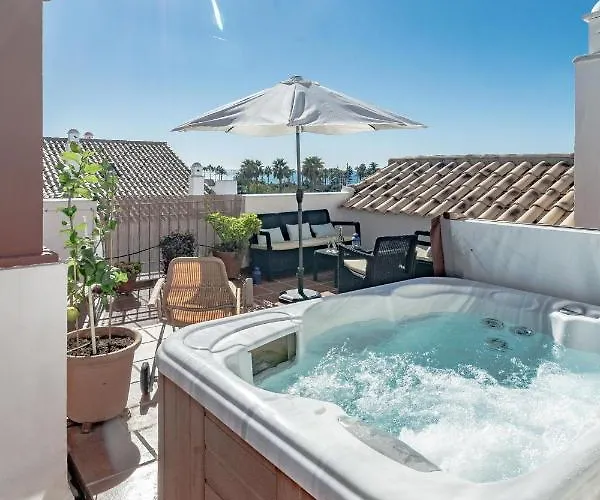 Seaside 3 Bedroom Penthouse Next To The In San Pedro 公寓 马尔韦利亚