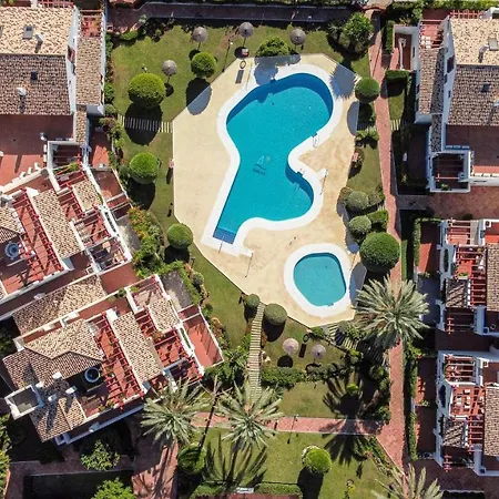 Seaside 3 Bedroom Penthouse Next To The In San Pedro Appartement