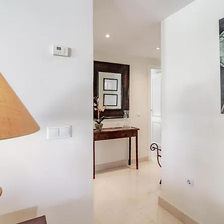 Seaside 3 Bedroom Penthouse Next To The In San Pedro 아파트 *