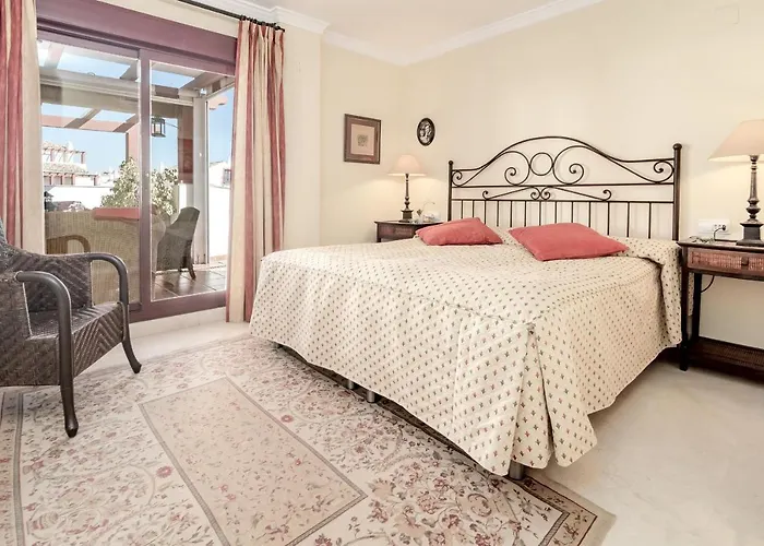 Seaside 3 Bedroom Penthouse Next To The In San Pedro Apartament