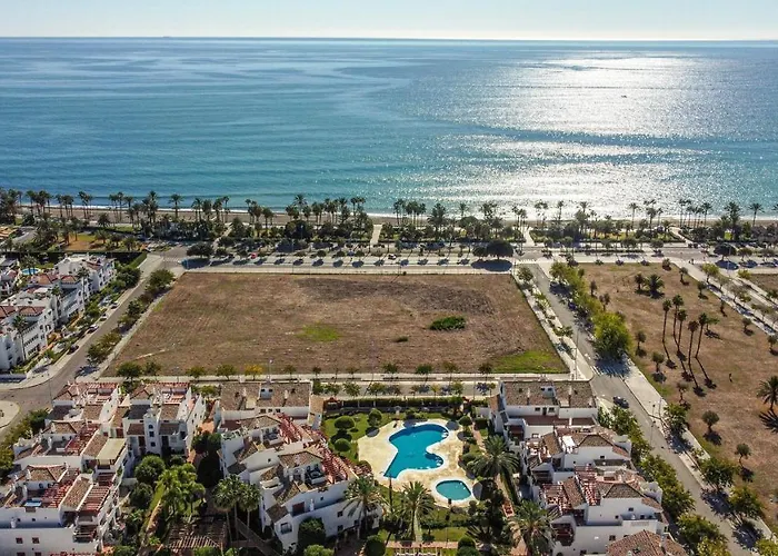 Seaside 3 Bedroom Penthouse Next To The In San Pedro Apartament