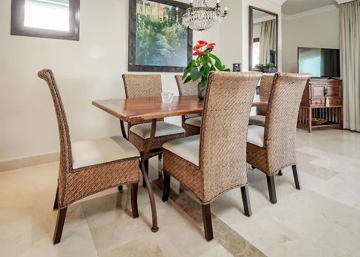 Seaside 3 Bedroom Penthouse Next To The In San Pedro Apartament *