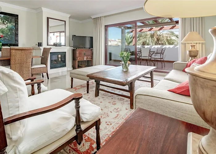 Seaside 3 Bedroom Penthouse Next To The In San Pedro * マルベーリャ