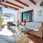 Seaside 3 Bedroom Penthouse Next To The In San Pedro Apartamento
