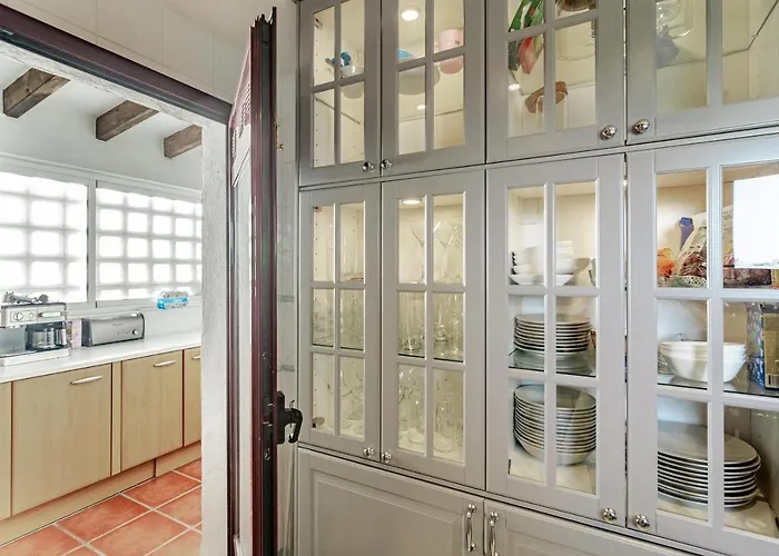Seaside 3 Bedroom Penthouse Next To The In San Pedro Daire *
