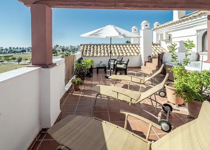 Seaside 3 Bedroom Penthouse Next To The In San Pedro Apartament *